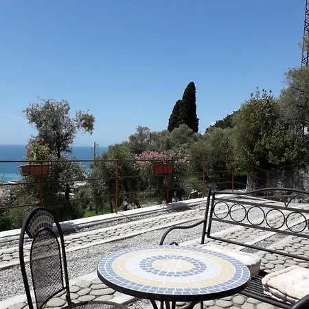 Tigullio Vacations Panoramica Lavagna